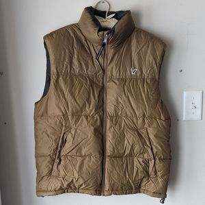 American Eagle Puffer Vest